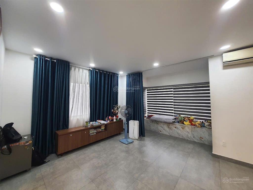 Cho thuê biệt thự nam phú, 288m2, giá 80tr/tháng, trần trọng cung quận 7.  0901 646 ***.