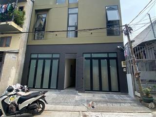 Gà đẻ trứng vàng
căn hộ dịch vụ 3 tầng  170m2  ngang 8m  ngay man thiện  chỉ 17 tỷ