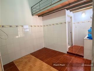 (2,7tr) cho thuê phòng trọ có gác rộng rãi ngay d3 lê văn việt