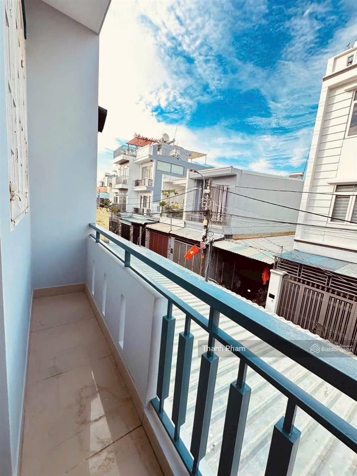 6tr cho thuê nhà 1 trệt 1 lầu hẻm 290 lò lu quận 9
