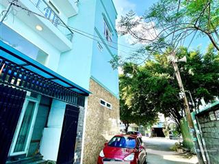 (8.5tr) cho thuê nhà 3 tầng hẻm xe hơi thông lã xuân oai, 63m2, 3pn, 3wc