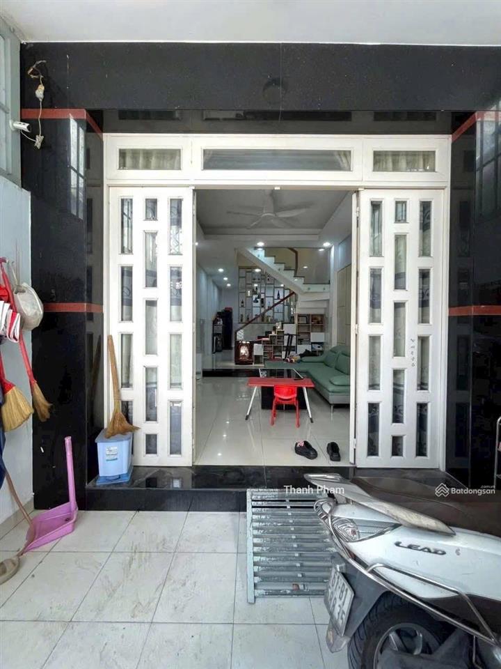 (12,5tr) cho thuê nhà 3 tầng full nội thất xịn sò, 64m2, 3pn, 3wc ngay lê văn việt