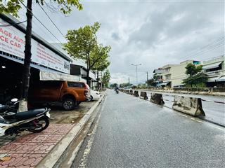 Bán cặp nhà mặt tiền nguyễn tất thành gần cầu bình tân ngang đẹp thích hợp ở và kinh doanh