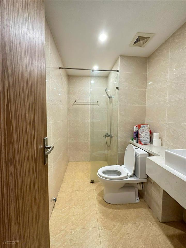 Cho thuê căn hộ eco green 75 m2 2 ngủ 2wc đủ đồ giá chỉ 12tr.  0382 560 ***