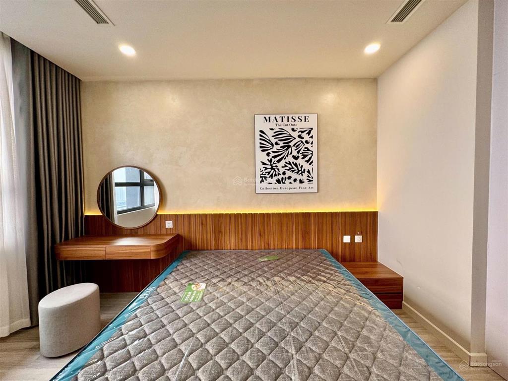 Cho thuê 2 phòng ngủ 2wc tại mhd trung văn giá 12tr.  0382 560 ***