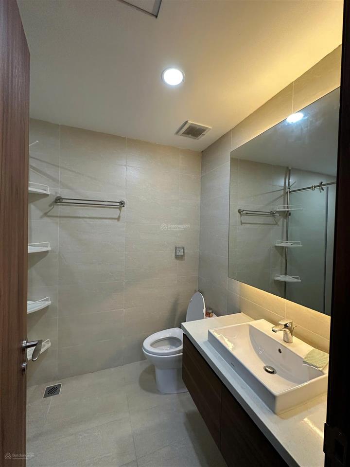 Siêu hot! cho thuê căn hộ tại golden park 2 ngủ 2wc đủ đồ giá 18tr.