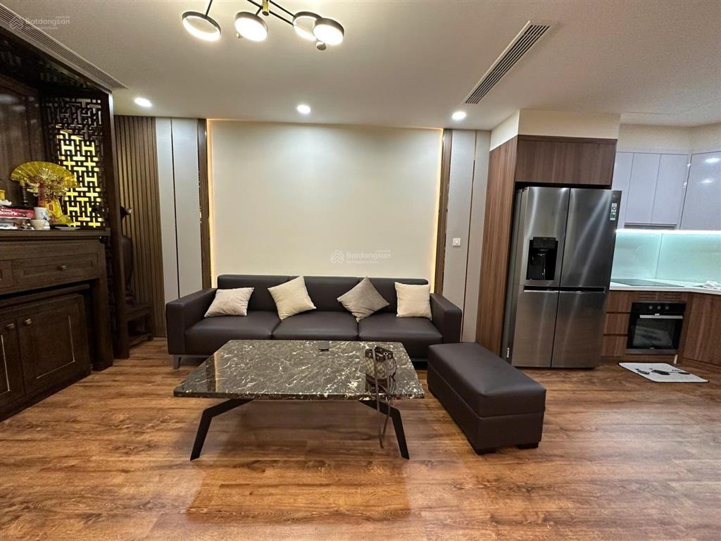 Siêu hot! cho thuê căn hộ tại golden park 2 ngủ 2wc đủ đồ giá 18tr.