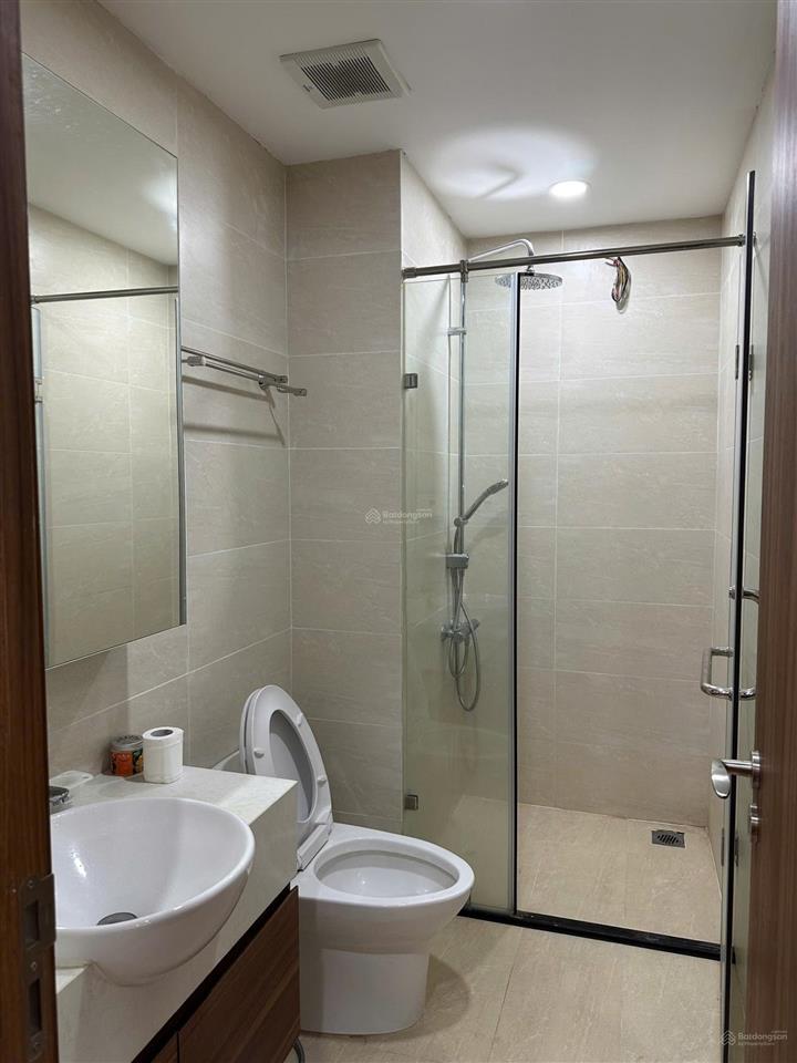 Siêu hot! cho thuê căn hộ tại golden park 2 ngủ 2wc đủ đồ giá 18tr.