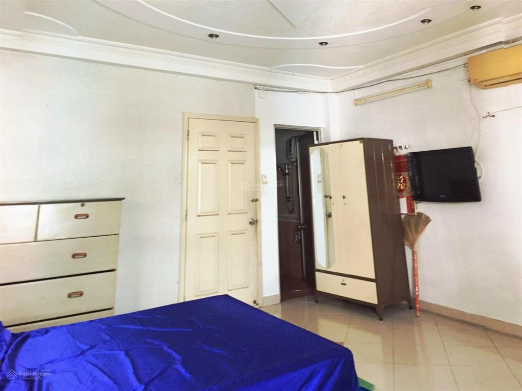 Cho thuê phòng đầy đủ tiện nghi. (khu phan xích long), dt 30m2  4,6tr/tháng