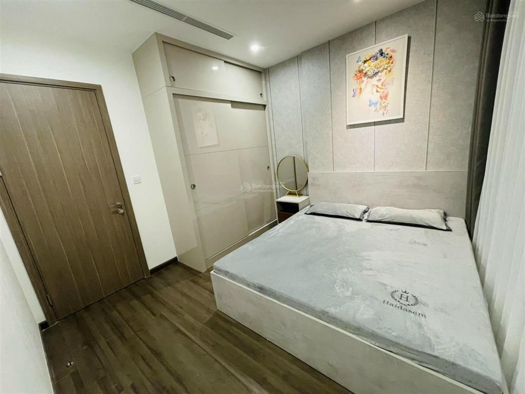 Cho thuê căn hộ chung cư vinhomes symphony việt hưng hà nội (long biên cũ).  0983 957 ***