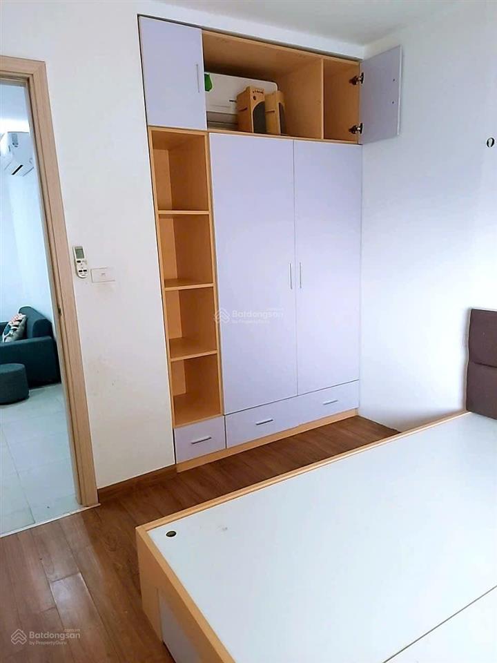 Bán căn hộ chung cư 2 ngủ ruby city ct3 phúc lợi hà nội.  0983 957 ***