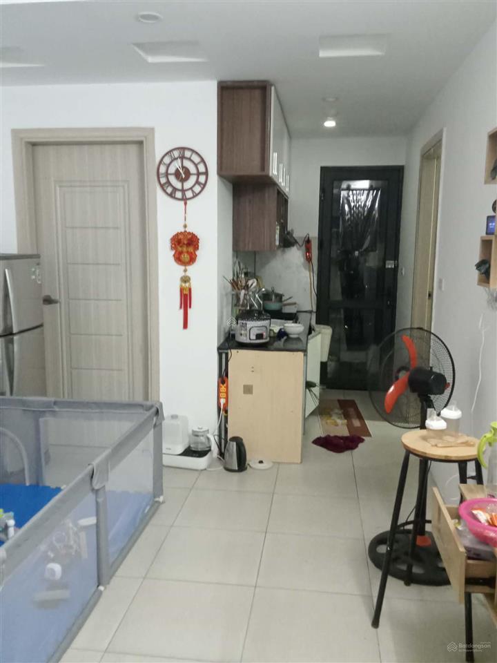 Bán căn hộ chung cư 2 ngủ ruby city ct3 phúc lợi hà nội.  0983 957 ***