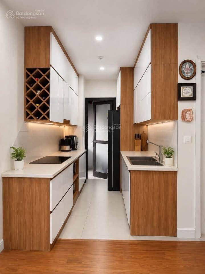 Cho thuê căn hộ 3 ngủ valencia garden việt hưng hà nội (gần trường marrie currie).  0983 957 ***