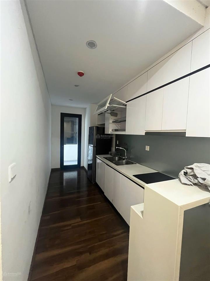 Cho thuê căn hộ 3 ngủ cao cấp ecocity việt hưng.  0983 957 ***