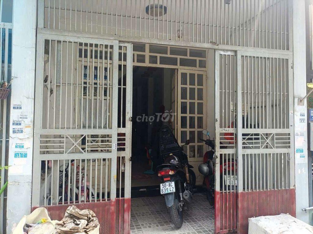 Trệt 2 lâù 4pn đg xe hơi Rẻ chốt lẹ