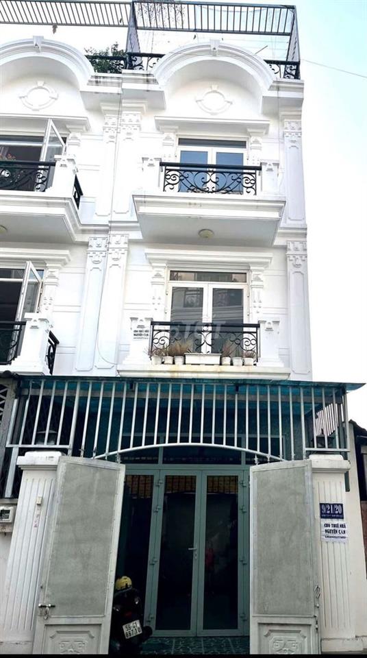 nhà.3 lầu 4pn 5 vs.nhà.mt phố