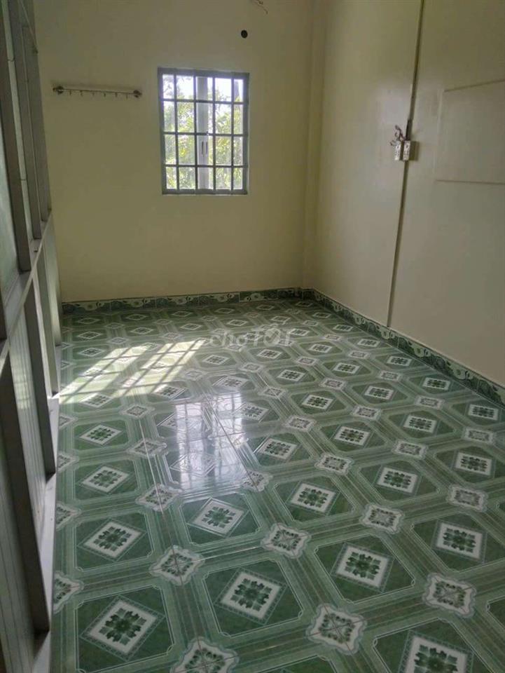 Cho thuê nhà nguyên căn gần Chợ Việt Lập 
