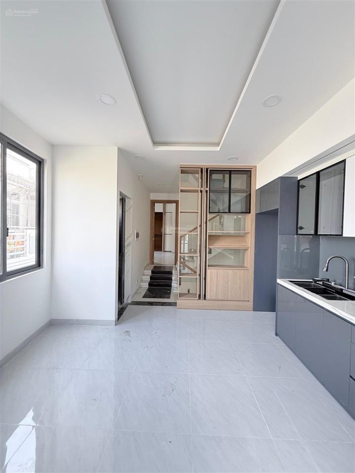 Bán nhà riêng 4pn, 6wc tại phước long b, 7,999 tỷ, 60m2