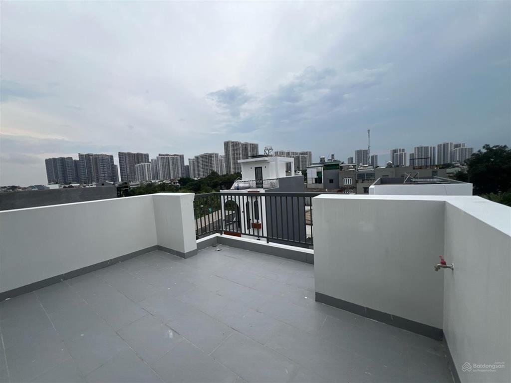 Bán nr 60m2, 5,8 tỷ tại long thạnh mỹ, thủ đức, hcm