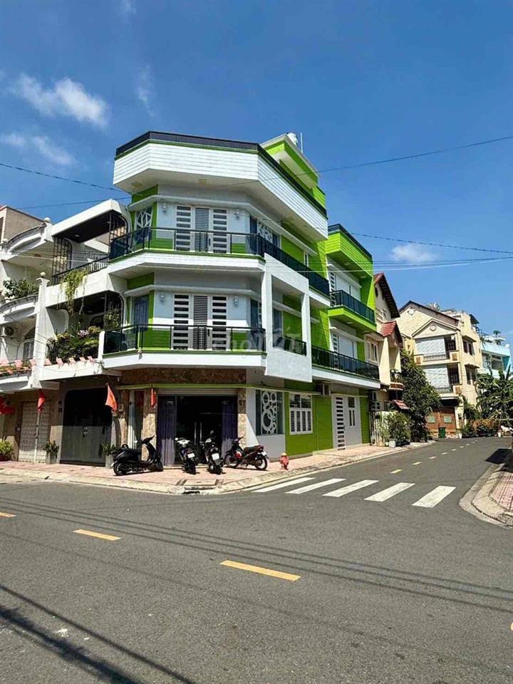 nhà góc 2 MT 街角房屋，有两个临街面