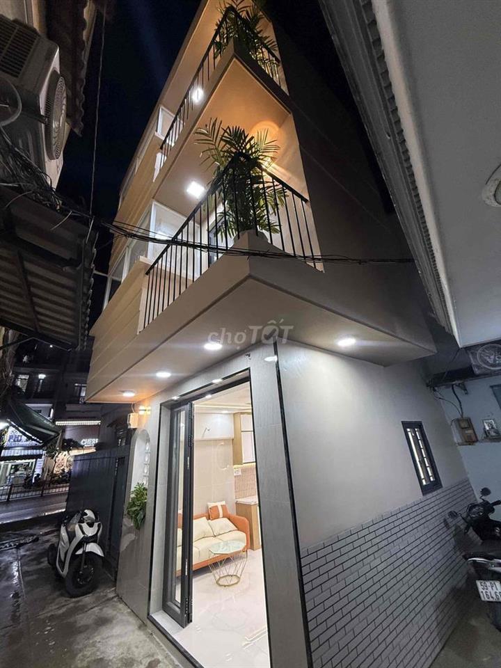 NHÀ PHẠM VĂN CHÍ 2PN CHỈ 3,99T