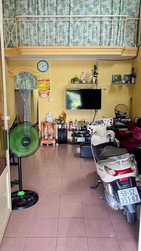 nhà mặt tiền diện tích hơn 50 m2 2 phòng ngủ 2 nhà vệ sinh