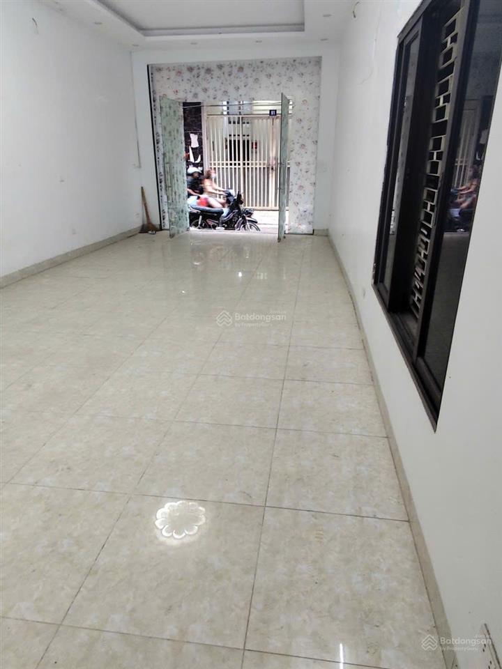 Mặt bằng kinh doanh thanh xuân rộng 50m2 giá 8tr