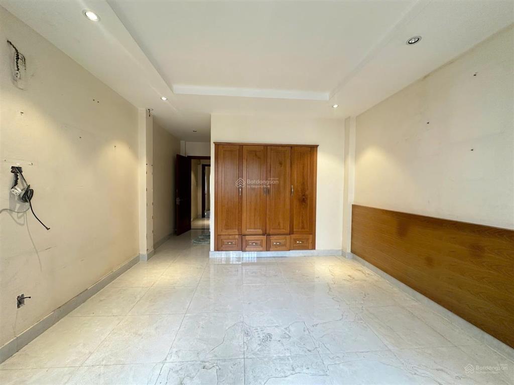 Bán nhà mặt tiền đường lê trung nghĩa khu k300, diện tích 4x17m trệt lửng 3 lầu sân thượng