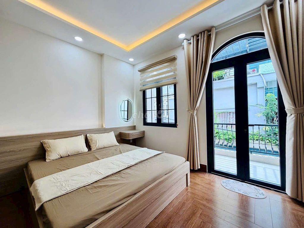 Nhà mới sát hẻm xe hơi vài bước chân phù hợp đại gia đình 8 10 người