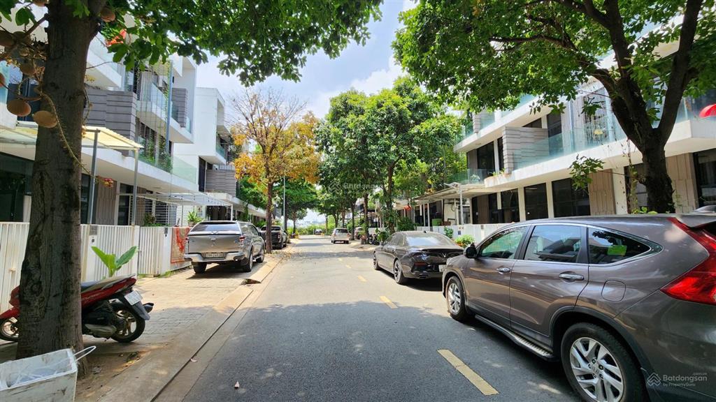 Nhà phố citi bella dt 5x16  1 trệt 2 lầu