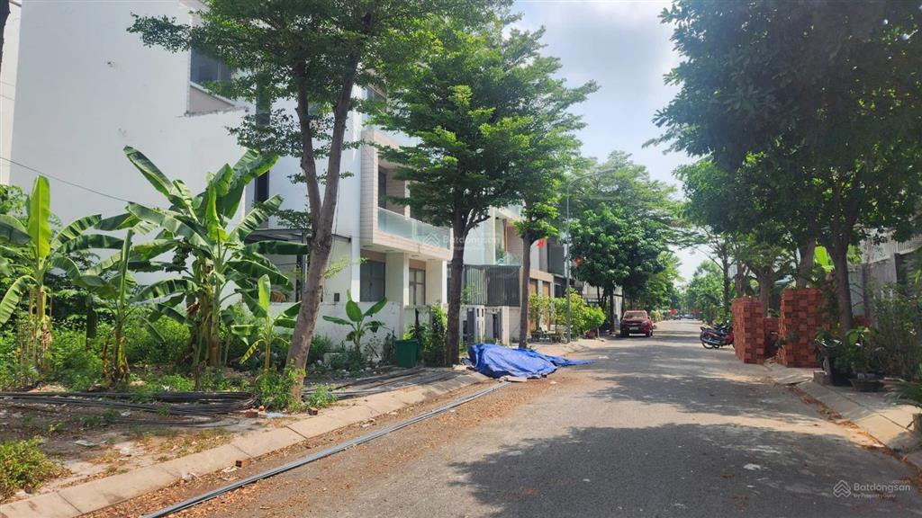 Bán lô đất kiến á  khu đô thị cát lái dt 7x17m  tx xây 1 trệt 3 lầu
