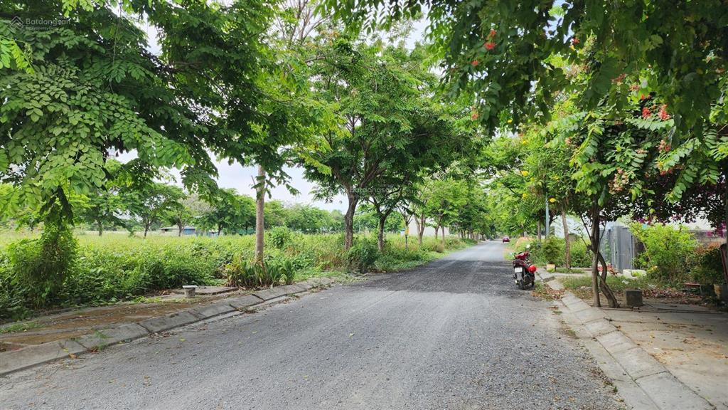 Đất xây nhà hoàn công ra sổ hồng dt 7x17m