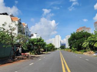 Đất sổ hồng có móng sẵn dt 5x17m xây 1 trệt 3 lầu  đường thông  giá nhẹ 6.4 tỷ