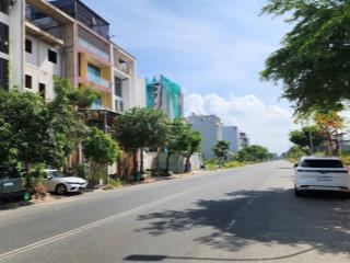 Giảm giá bán nhanh lô đất đường thông dt 5x20m  xây 1 trệt 2 lầu  sổ đỏ