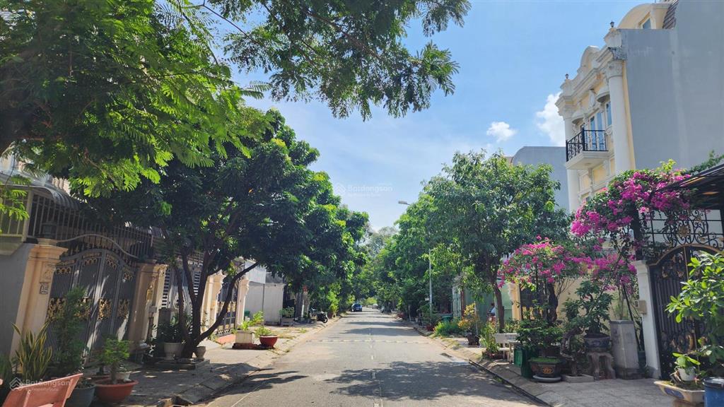 Sổ đỏ chính chủ dt 5x21.89m  đầu tư an cư tại phường cát lái