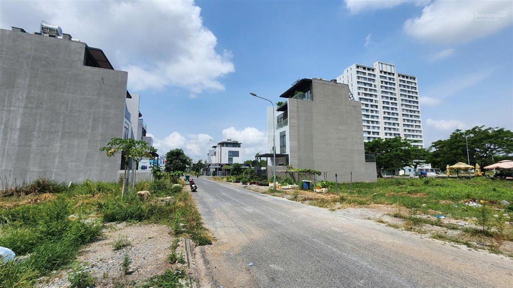 Bán gấp lô đất kdc cát lái dt 7x17m  xây theo mẫu 1 trệt 3 lầu