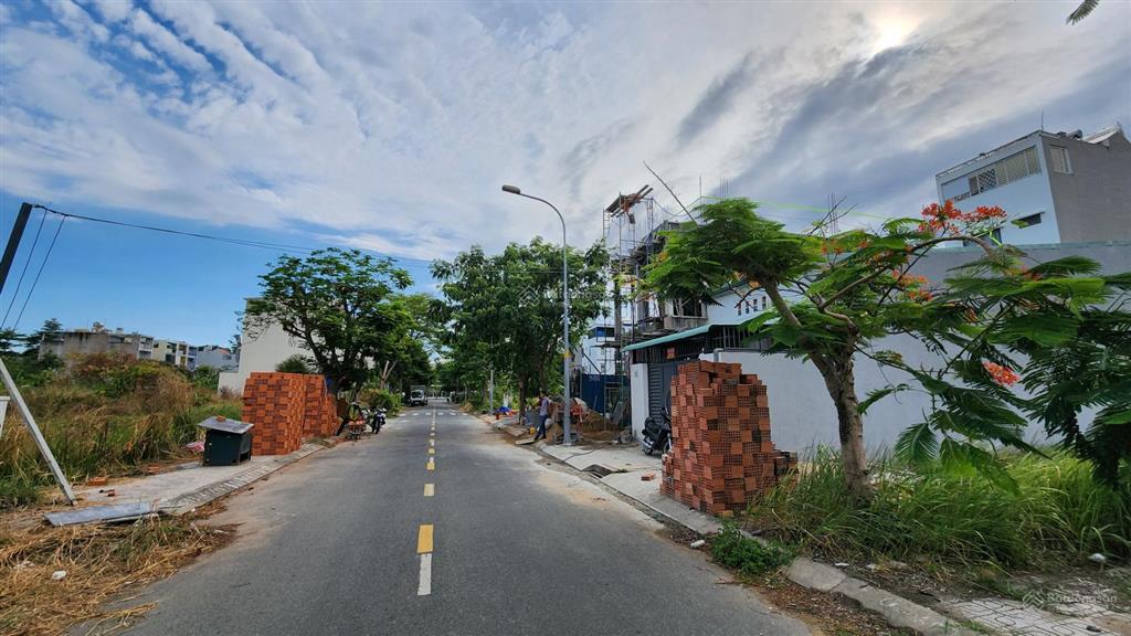 Lô đất đẹp  giá hấp dẫn  đầu tư và an cư tốt dt 5x20