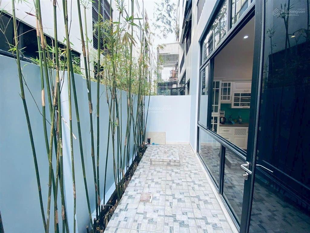 Nhà phố dt 7x17m, 1 trệt 3 lầu  sổ hồng  5pn, 6wc  giá tốt