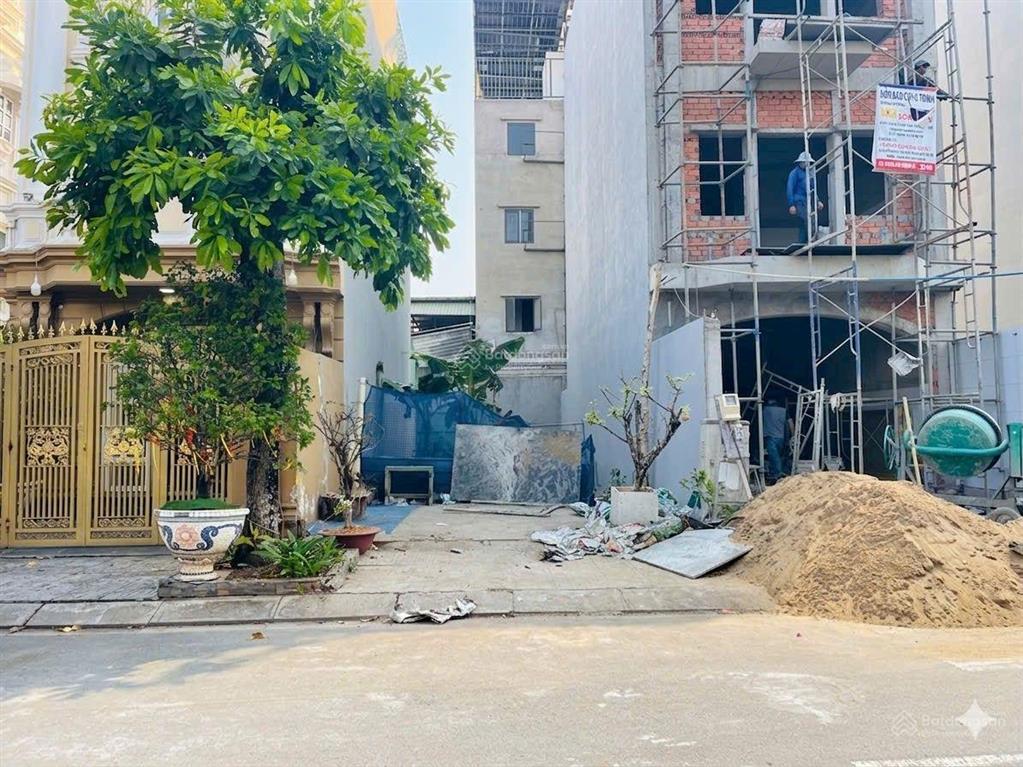 Đất sổ hồng dt 5x17m  xây 1 trệt 3 lầu  giá nhẹ 6.54 tỷ  công chứng ngay