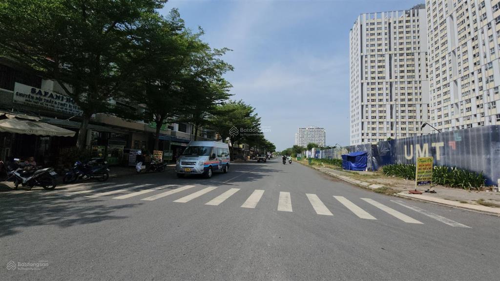 Cho thuê nhà phố lavila dt 7x17m  1 trệt 3 lầu  giá 20tr