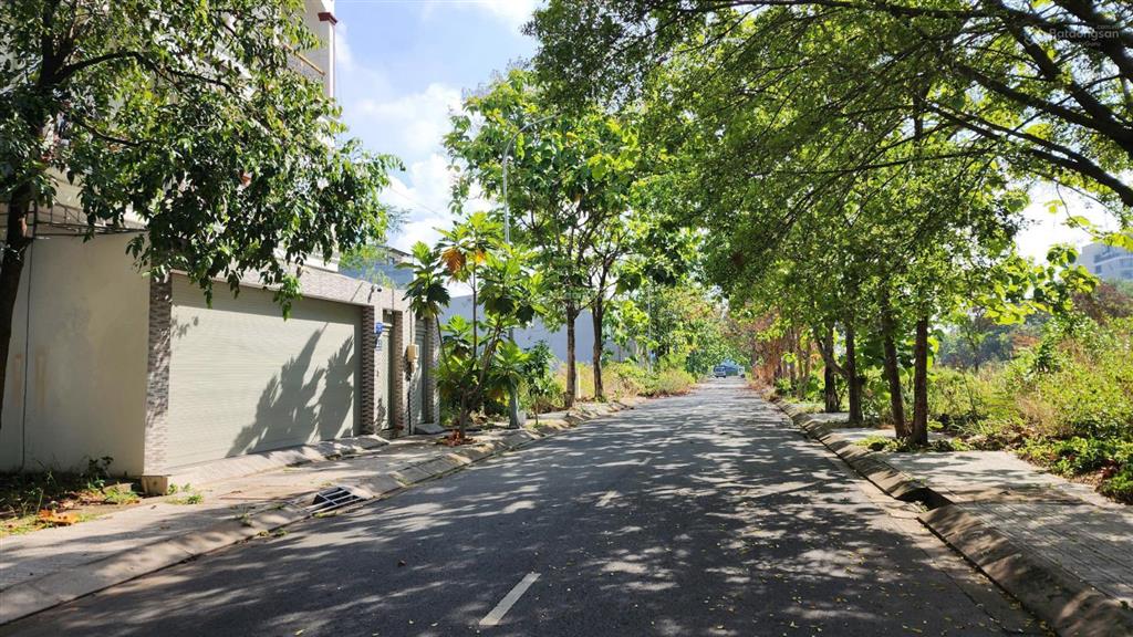 Bán 12 lô đất đã có sổ đỏ kđt cát lái 154ha phường cát lái  dt 7x20m  5x20m  8x20m  6x20m