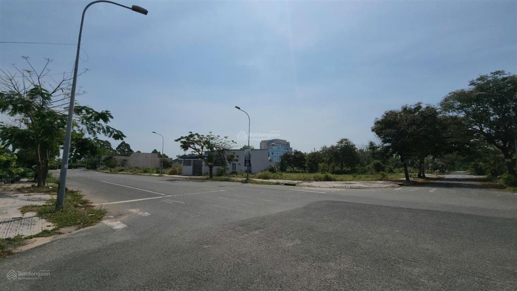 Bán 12 lô đất đã có sổ đỏ kđt cát lái 154ha phường cát lái  dt 7x20m  5x20m  8x20m  6x20m