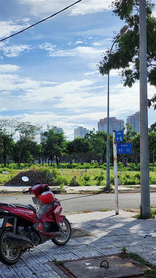 Bán lô đất sổ đỏ dt 5x18m giá nhẹ 6.4 tỷ công chứng ngay