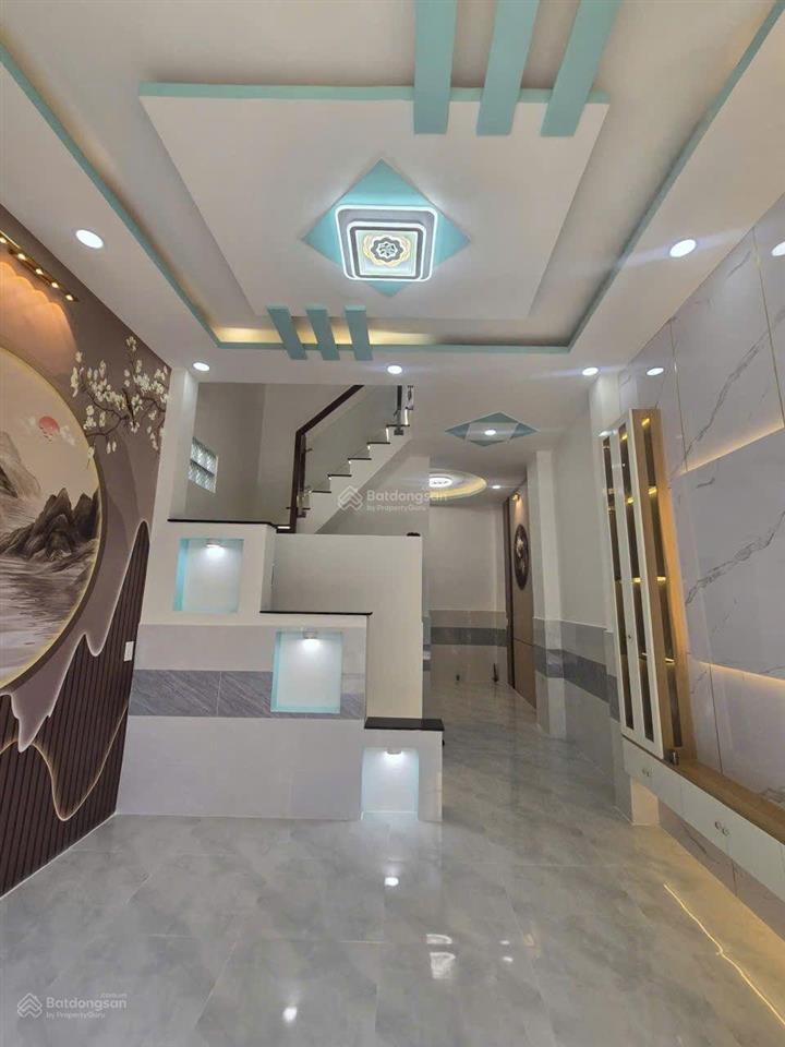 3.88 tỷ. lương văn căn  quận 8. nhà 2 tầng  công nhận 29.3m2. sổ sẵn.  em tú xem nhà