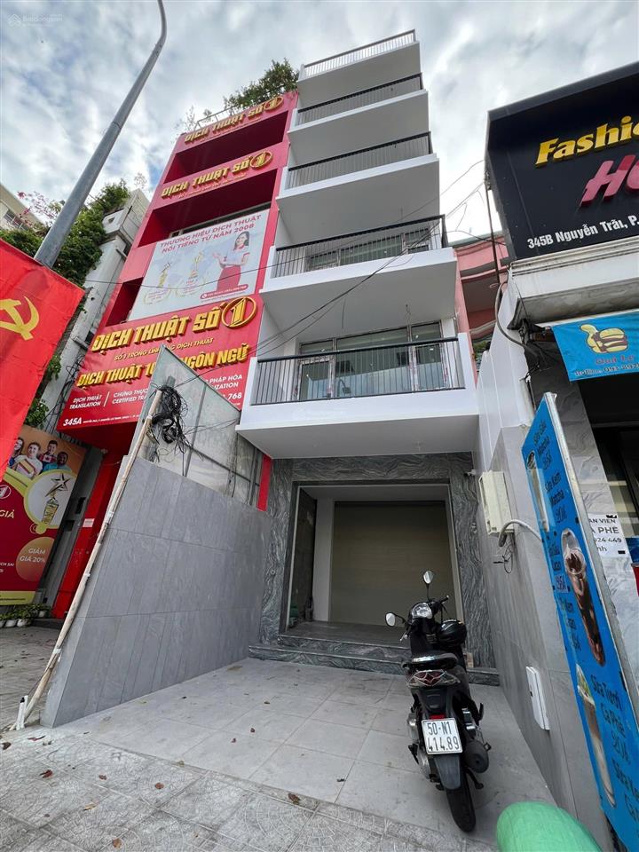 Cho thuê tòa nhà vp mt nguyễn trãi q1, 1t 6l thang máy, 4.5x30m, vị trí vàng, tiềm năng lớn