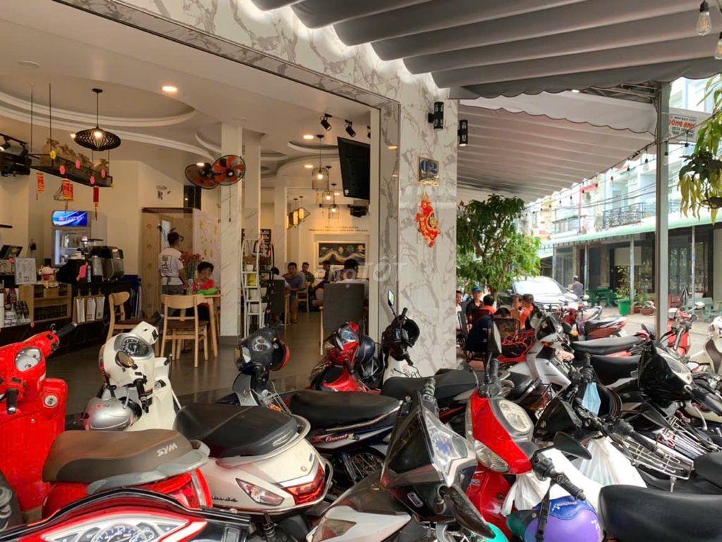 Nhà góc 2 mặt tiền 