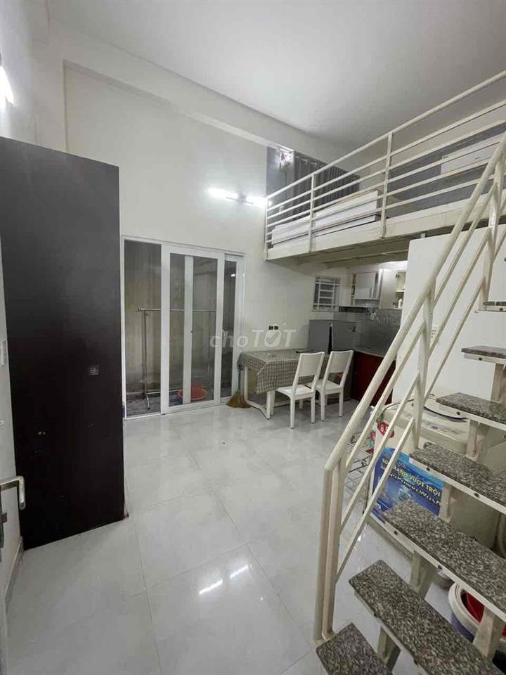 phòng cho thuê giá 3tr7 đường Phạm Hữu Lầu Quận 7