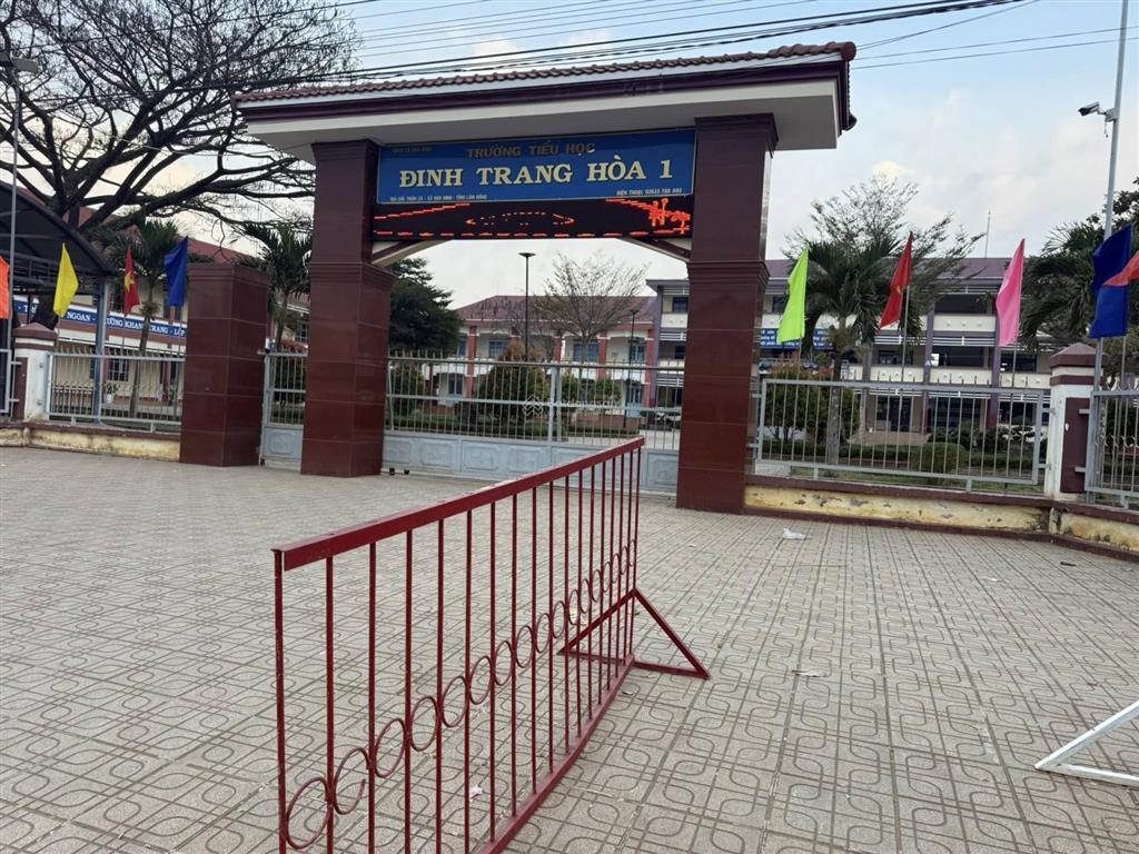 Bán đất 258m2 tại cây xăng 16, 360 triệu, xã hoà ninh, huyện di linh