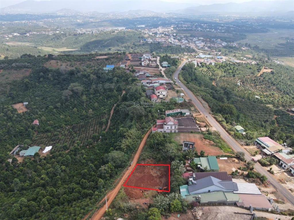 Đất đẹp gần trung tâm di linh giá chỉ 550 triệu thương lượng