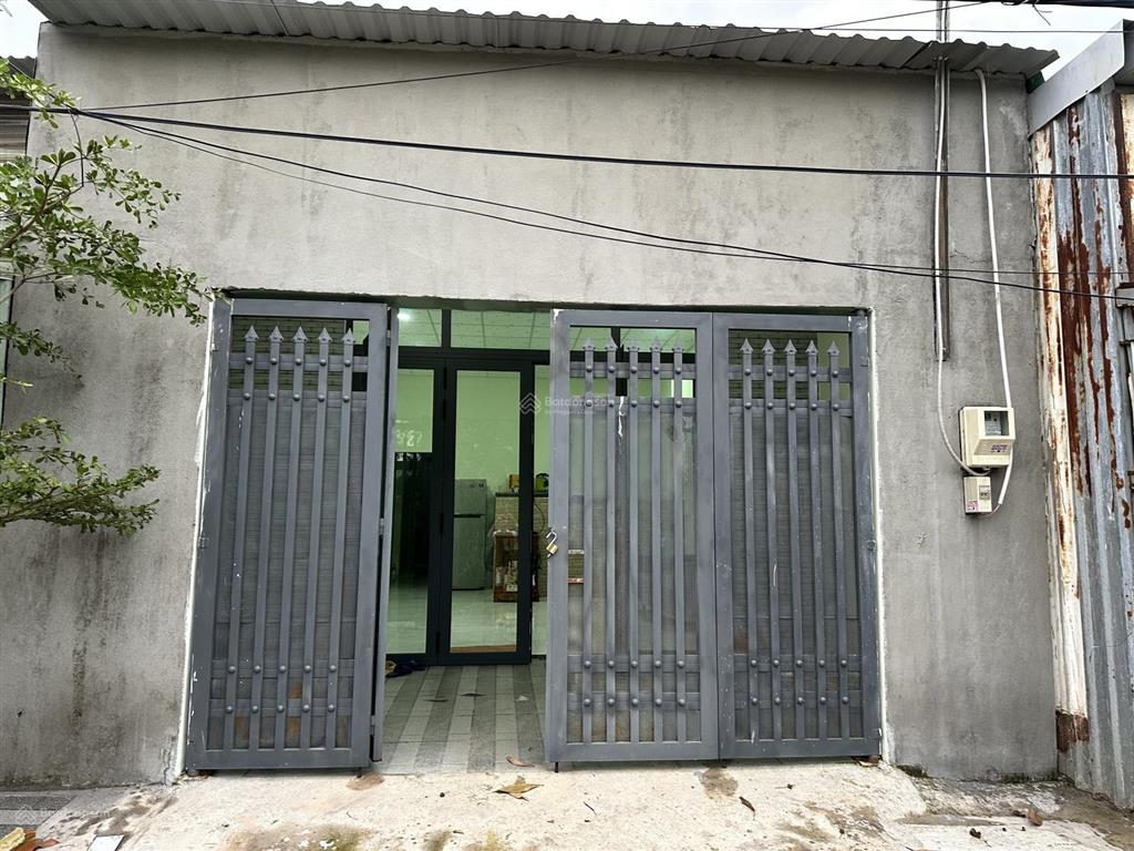Bán nhà phường long phước giá chỉ 1 tỷ 6, 100m2